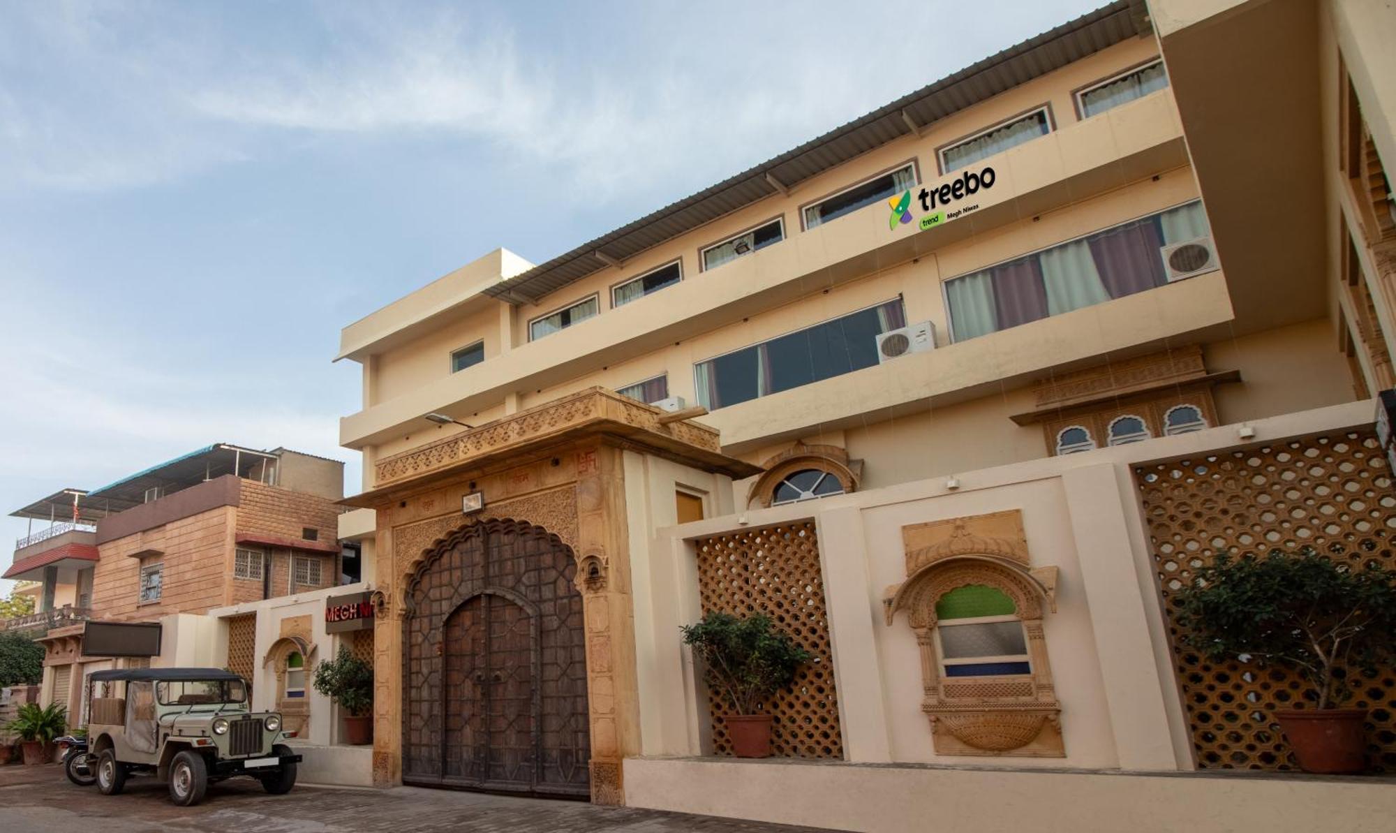 Treebo Megh Niwas, 2 Km From Umaid Bhawan Palace Hotel Jodhpur  Exterior photo